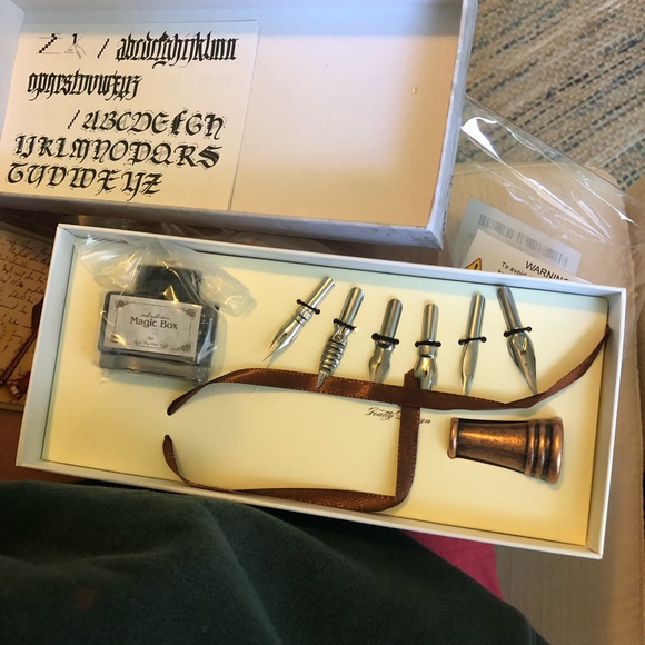 Pen & Ink Set 6 Nibs & Black Ink Caligraphy Art Pens - Picture 3 of 3